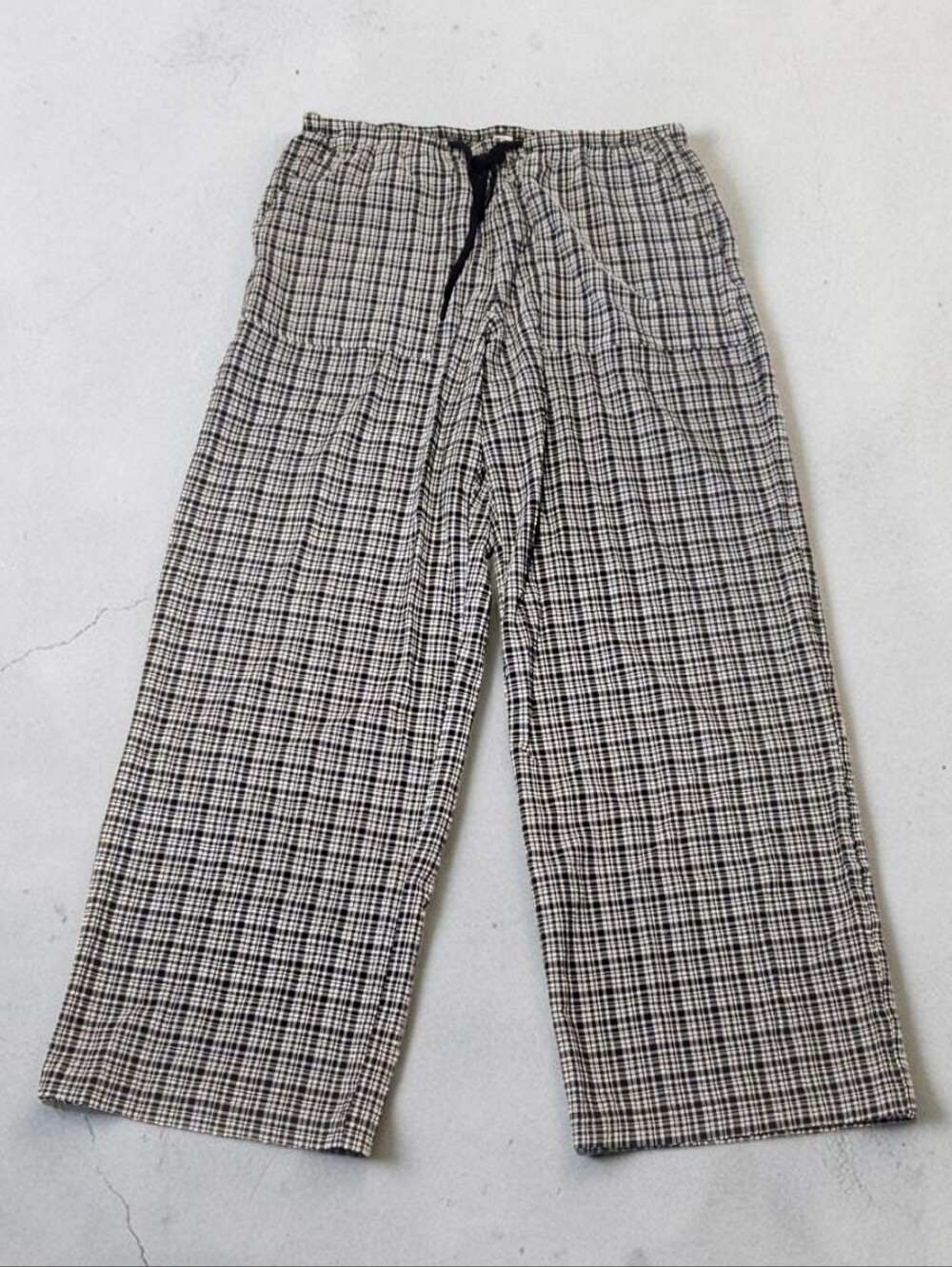 Lululemon athletica Black & White Plaid Wide-Leg Drawstring Pants. Large.